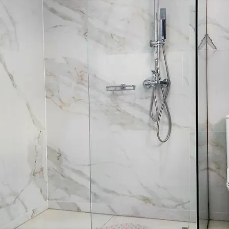 Levanda Luxury Нидри